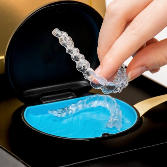 Invisalign clear aligners for a discreet orthodontic solution